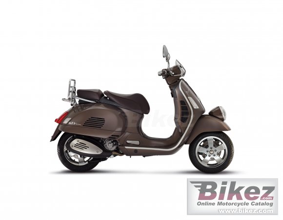 2012 Vespa GTV 300 photo